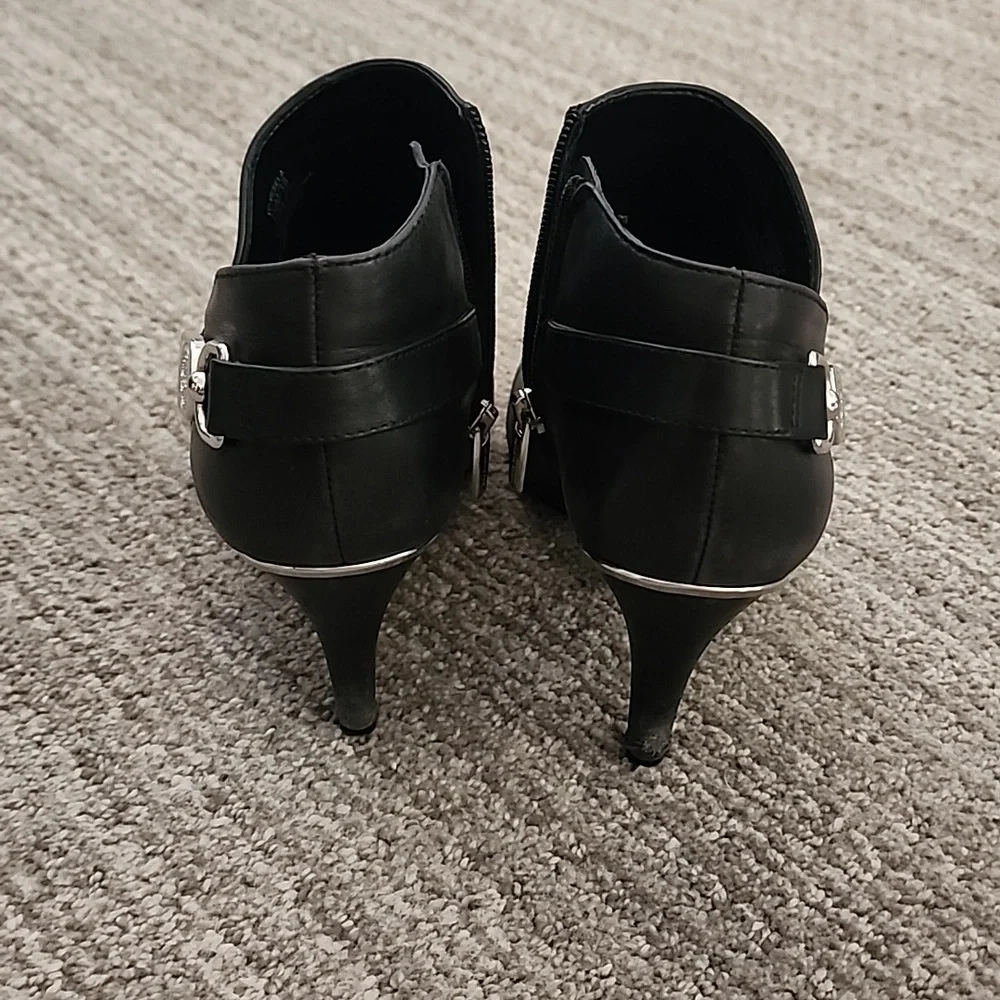 Vince Camuto Vesela Dress Booties Size 7.5